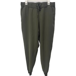 Lululemon Women's On the Fly Woven Jogger pants Sage green size 10